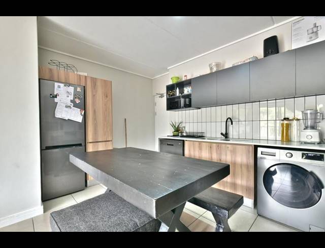 2 BEDROOM APARTMENT FOR SALE IN ASPEN HILLS